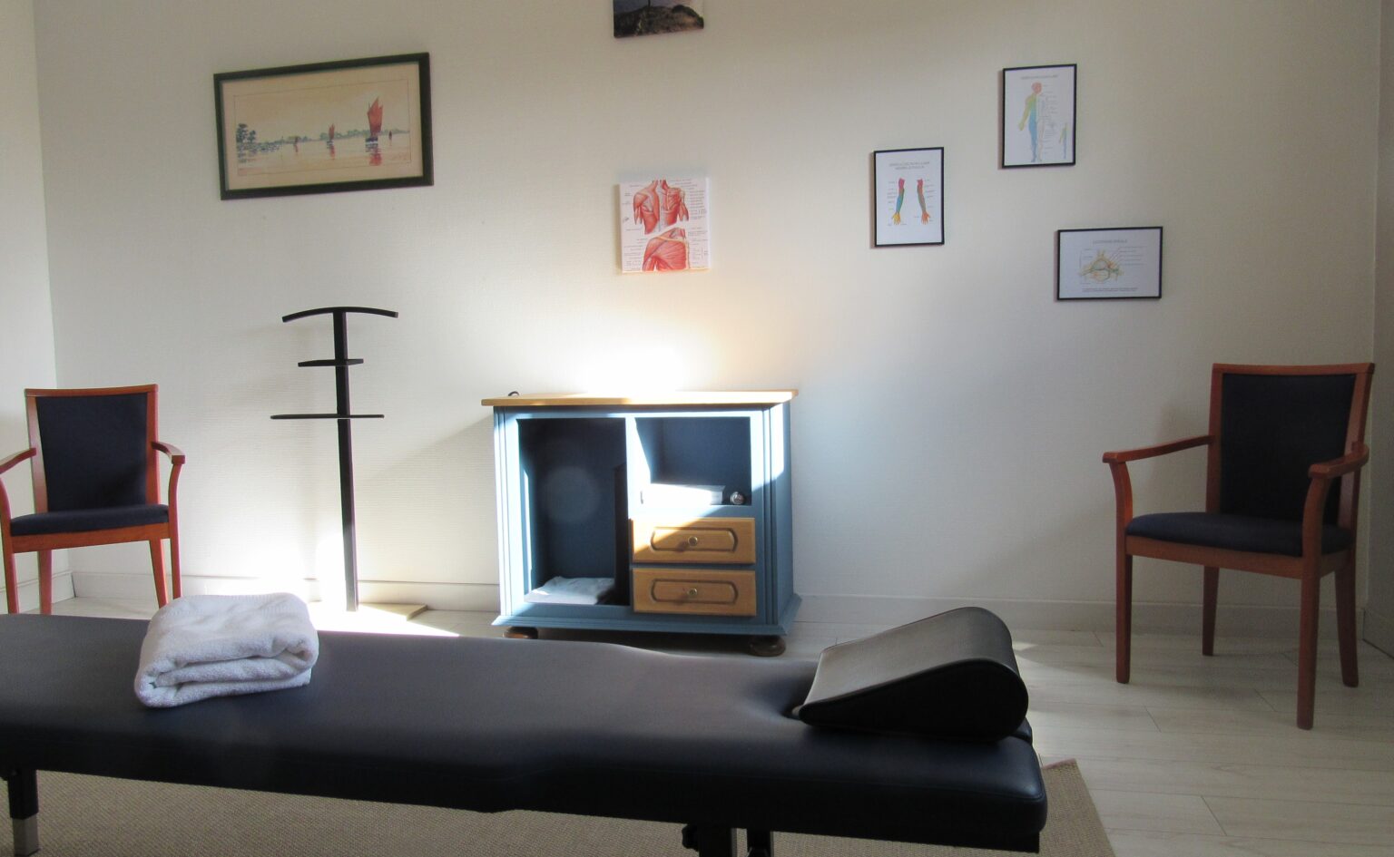 Salle de soins confortable et chaleureuse